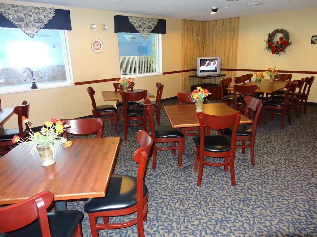 Fairgrounds Inn Du Quoin المظهر الخارجي الصورة